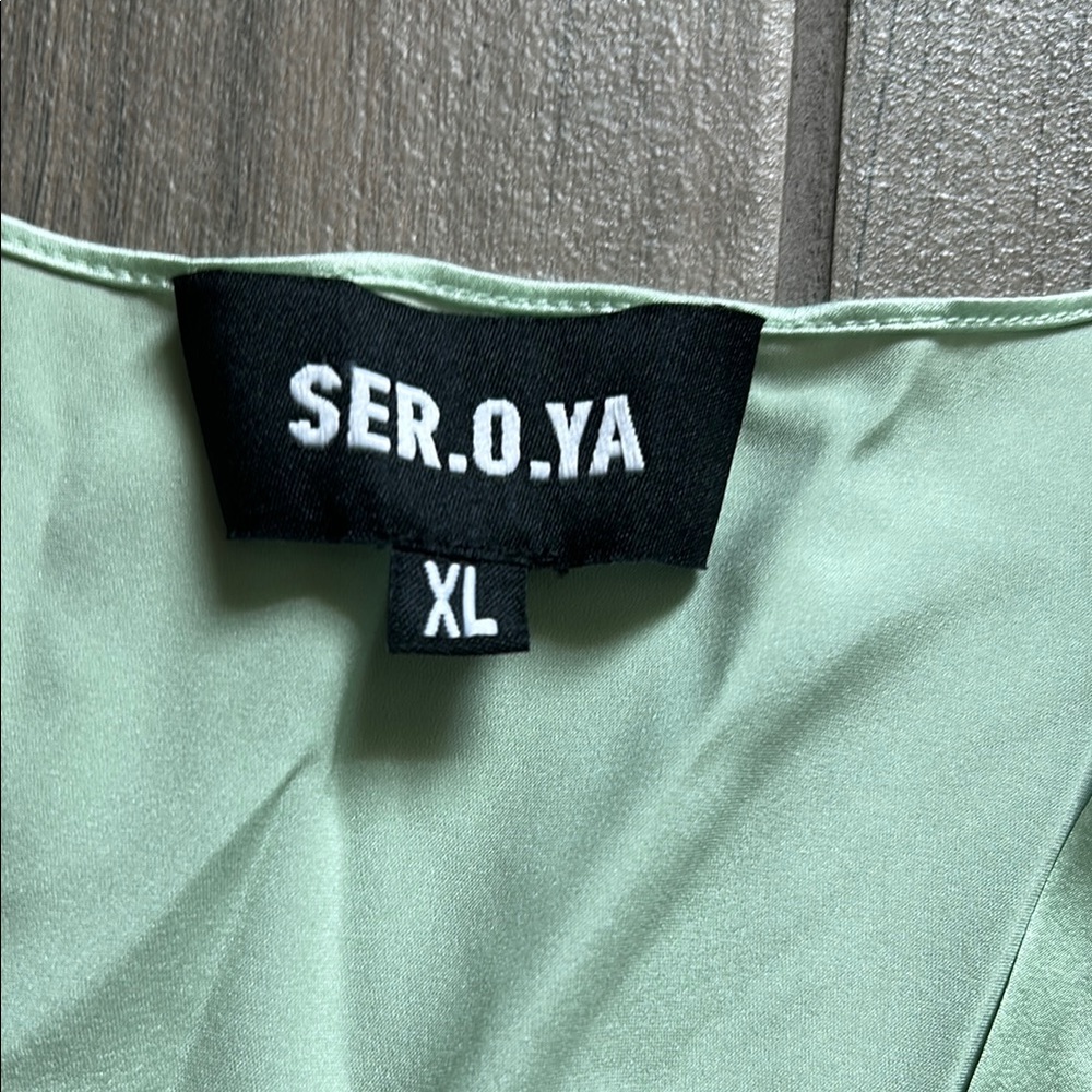 SER.O.YA Green Ruffled Buttoned Blouse - Picture 2 of 6